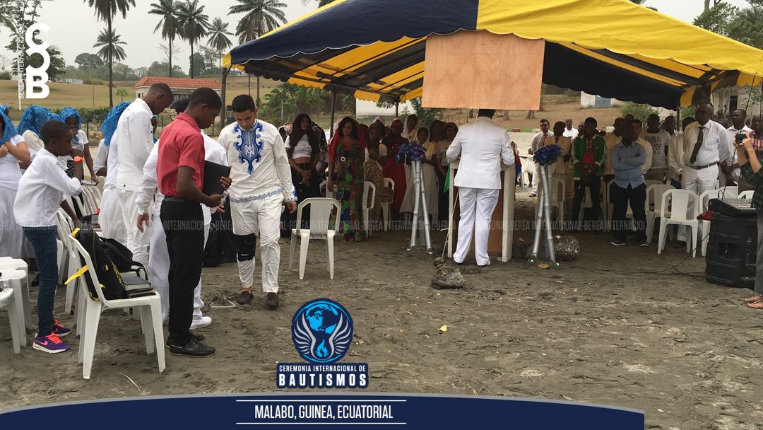 BereaInter's tweet photo. Ceremonia Internacional de Bautismos 

Malabo, Guinea Ecuatorial, Africa

#LdmBautismos
#SoyLuzdelMundo https://t.co/AwbGzDmkok