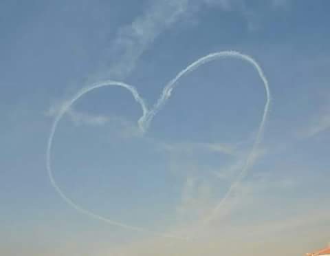 raedbrh's tweet photo. The #Russia|n pilots have celebrated #ValentinesDay in their own way.
#Daraa #Syria https://t.co/5tpRuS5xuc