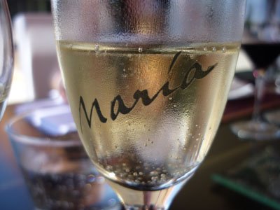 FedericaC72's tweet photo. Hoy brindamos con #mariacodorniu @BODEGASEPTIMA. #sanvalentinesday @el_conocedor https://t.co/iANkjMd42a