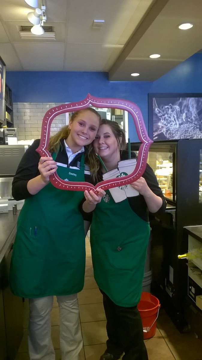 Starbucks Parma tweet media