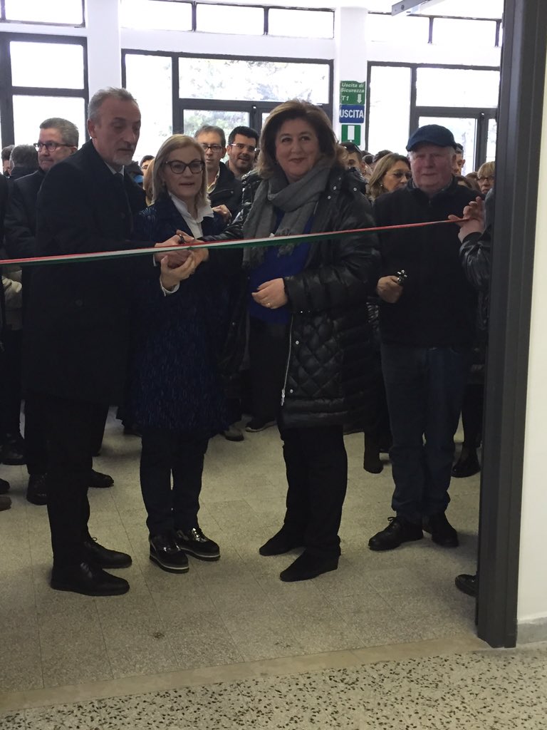 FilippoLuberto's tweet photo. Inaugurazione istituto scolastico IPSIA-Matera...... Un bel risultato raggiunto dal Presidente De Giacomo. https://t.co/Xybxag7E2S