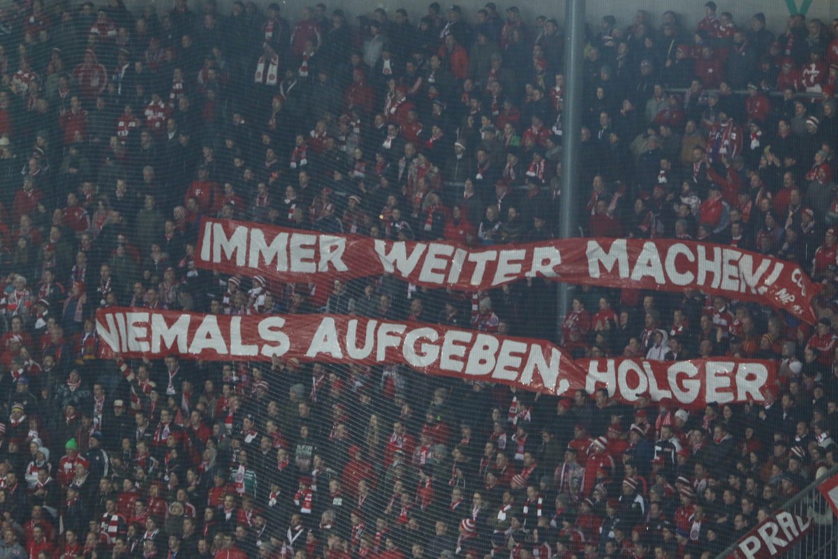 Thio Setiawan (@thio_setiawan) on Twitter photo RT <a href="/FCBayern/">FC Bayern München</a>: HOLGER BADSTUBER hallt es aus dem Bayern-Block!
Tolle Geste, die unter die Haut geht! #MIASANMIA RT <a href="/FCBayern/">FC Bayern München</a>: HOLGER BADSTUBER hallt es aus dem Bayern-Block!
Tolle Geste, die unter die Haut geht! #MIASANMIA