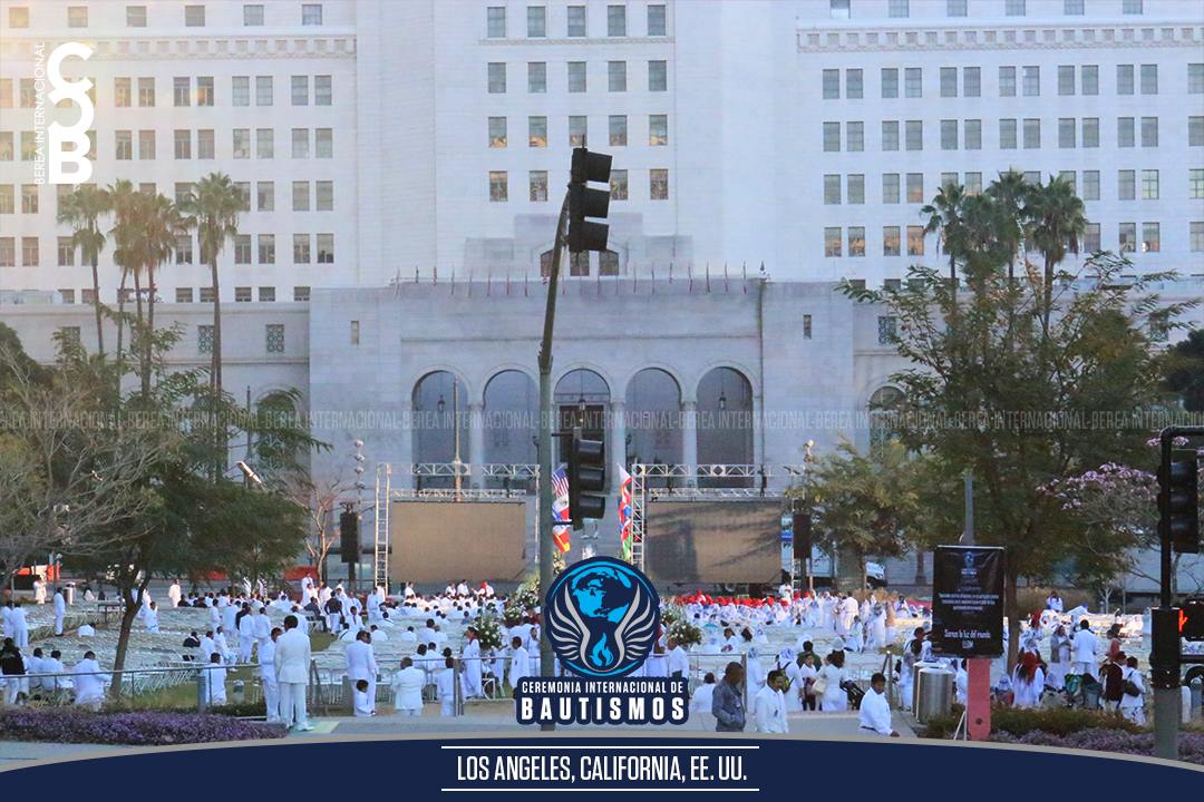 BereaInter's tweet photo. Ceremonia Internacional de Bautismos 

Los Angeles, California, EE.UU.

#LdmBautismos
#SoyLuzdelMundo https://t.co/pHaA46YHfe