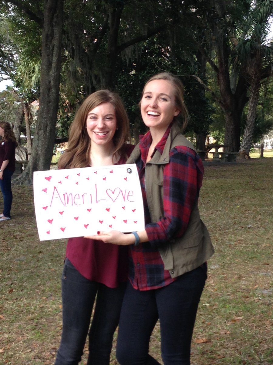 NFHealthCorps's tweet photo. Sharing some #AmeriLove this Valentine's Day! @AmeriCorps https://t.co/HkxnqgixtZ