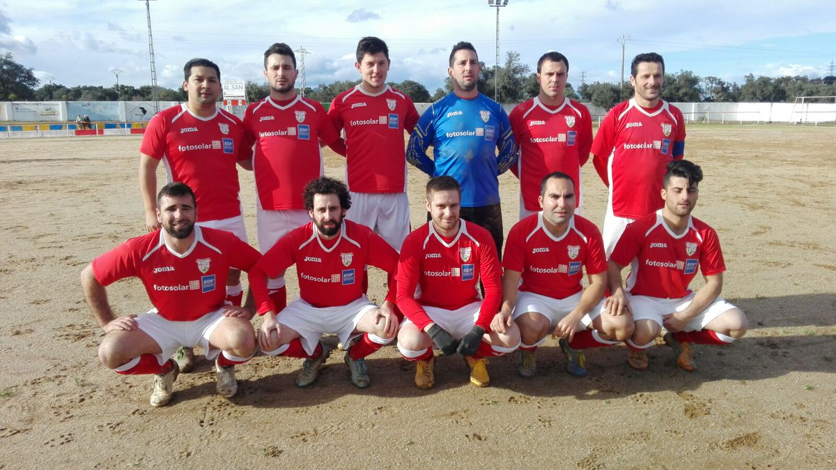 ValdecaUD's tweet photo. @ValdecaUD 1 -0 @AdPuebla 

Decidio Gonzalo de penalti.

Enhorabuena equipo. https://t.co/SndtNEEtvN
