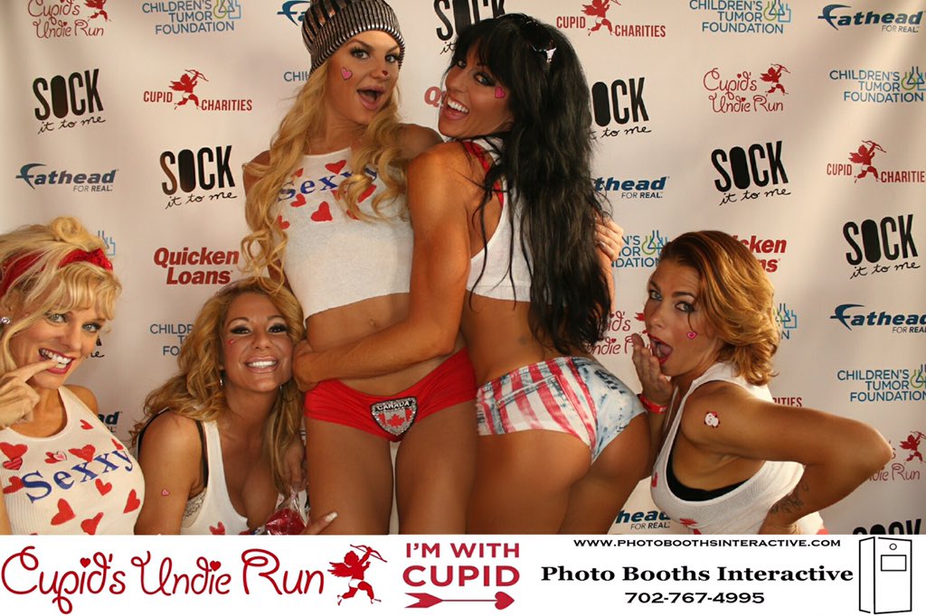 JenniferRomas's tweet image. @CupidUndieRun #endNF @sexxyshow #interactivephotobooth @jakeklein awesome day for a great cause #SpreadLove