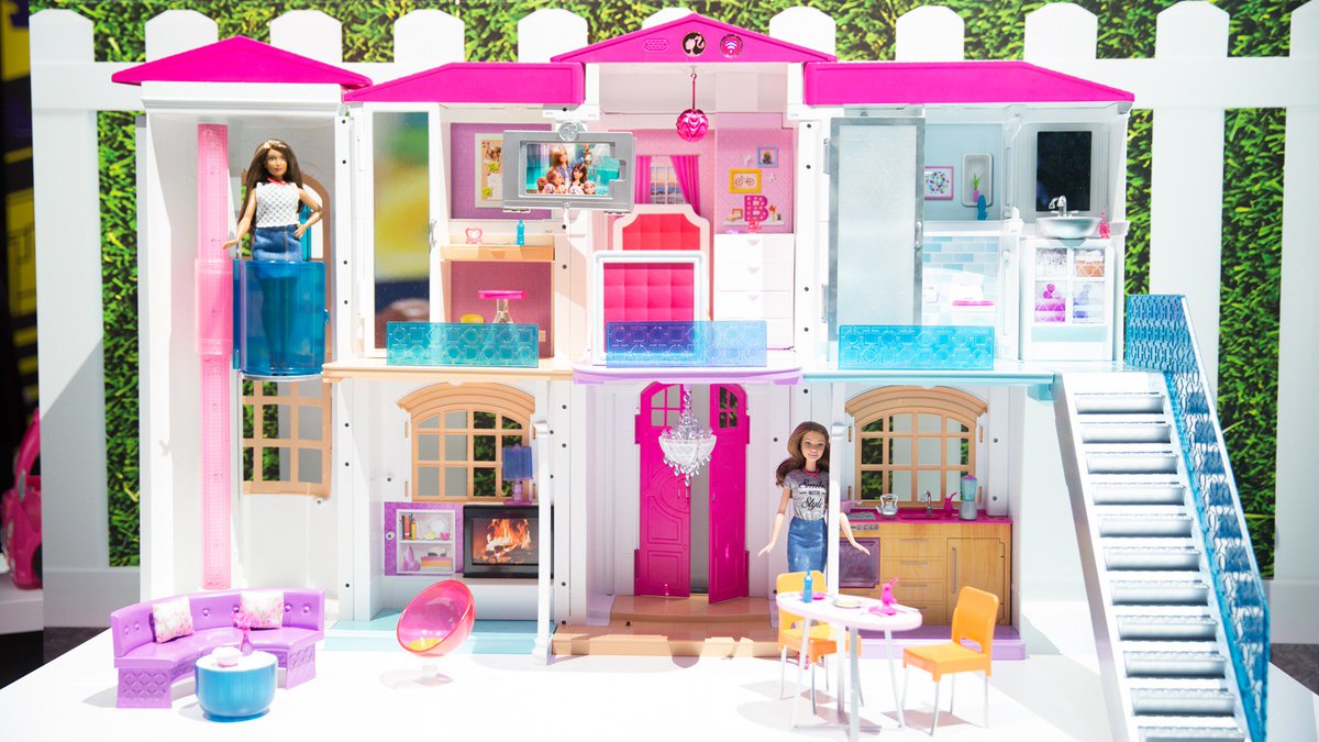 ZeroWatch_IoT's tweet photo. Even @barbie is getting her very own #smarthome https://t.co/c5ts8fIIv0  #Iot #InternetOfThings https://t.co/isiVPLlnGi