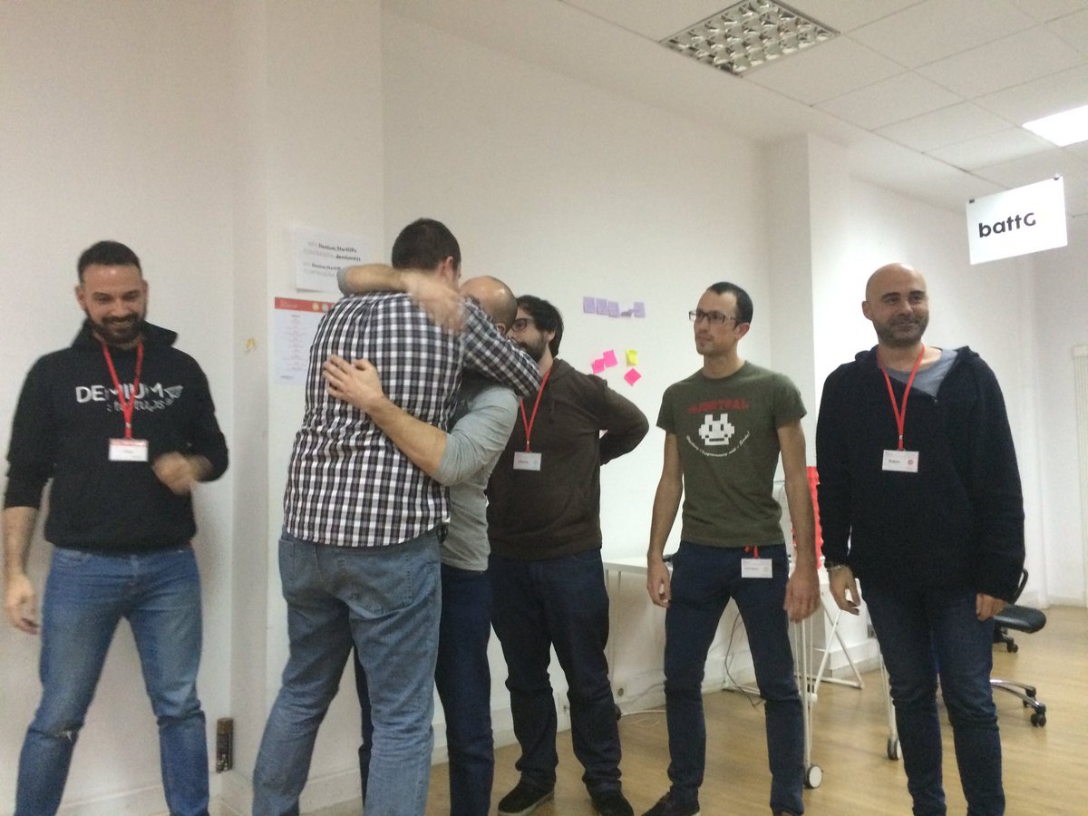 vlciconnect's tweet photo. Congrats a #Cuero equipo ganador del #allstartup9 !! https://t.co/YTPfr0V3ZQ