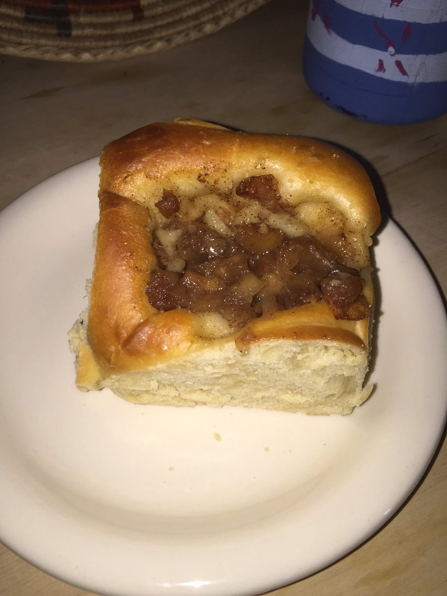 Moldo267's tweet photo. @RepublicKolache @GlensGardenMkt thanks for the tasty stuffed apple kolache!! #czechitout https://t.co/ltMOks9hmv