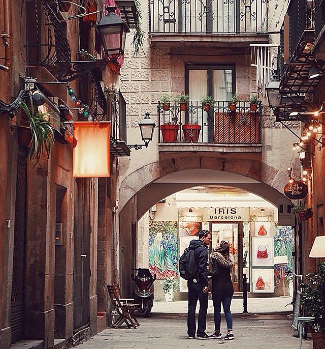 thebarcelonist's tweet image. ~ Feliz Día de San Valentín ❤️ ~
🔹Foto by @ piensaenverdes
#bcn #barcelona #nuestrabcn #thebarcelonist #bcnlovers