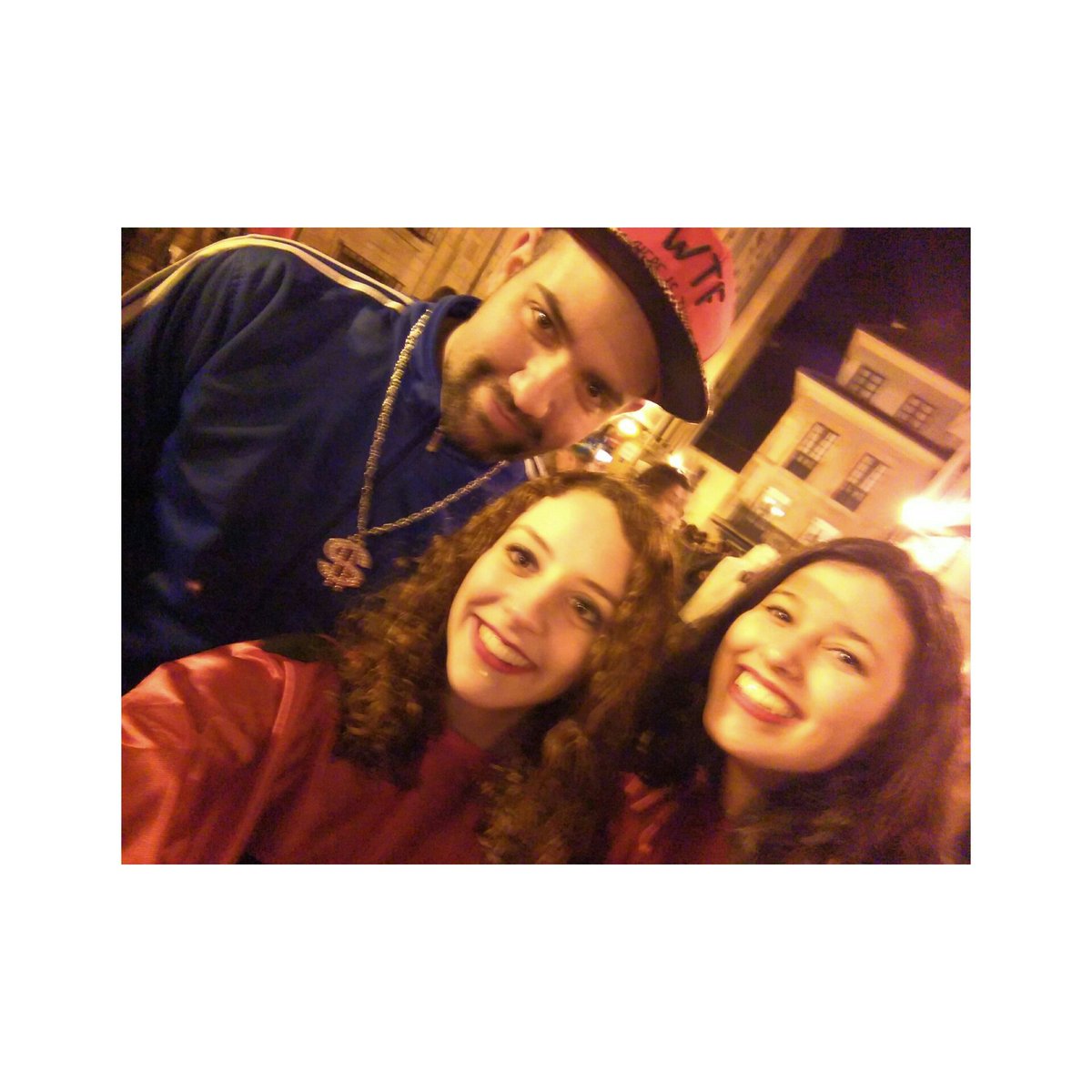 Ananalua_ tweet picture