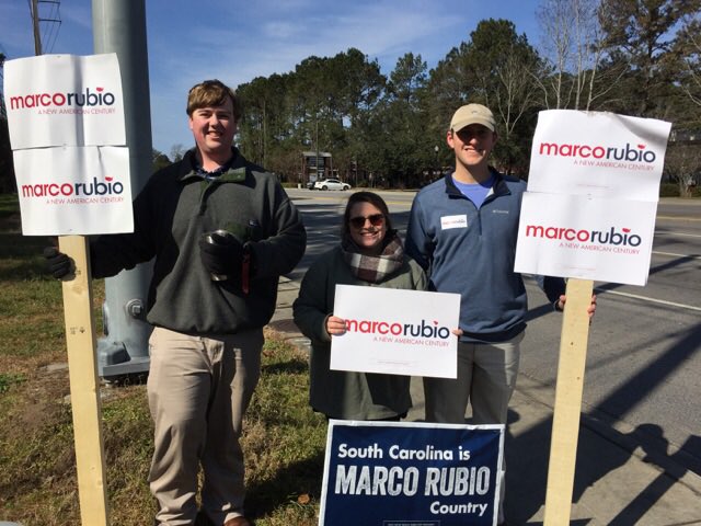SC_TeamMarco's tweet photo. After a great debate night for @MarcoRubio volunteers are out across the state showing support! #EarnIt https://t.co/inZ6L9Coyz