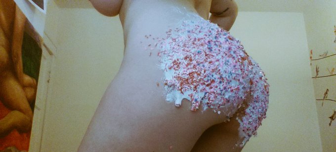 Retweet if you want to eat this. https://t.co/B8wDGmT5wO<a href="/tag/tbt"class="tags"><span>#tbt</span></a>