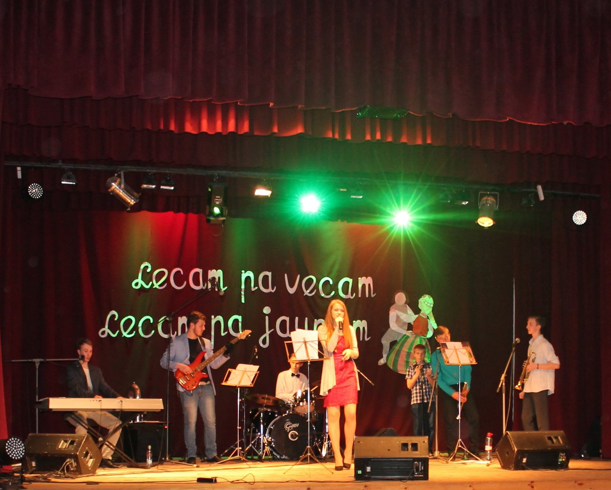 Paldies visiem, kas bija ar mums ballē Kubulos! 
"Lecam pa vecam "