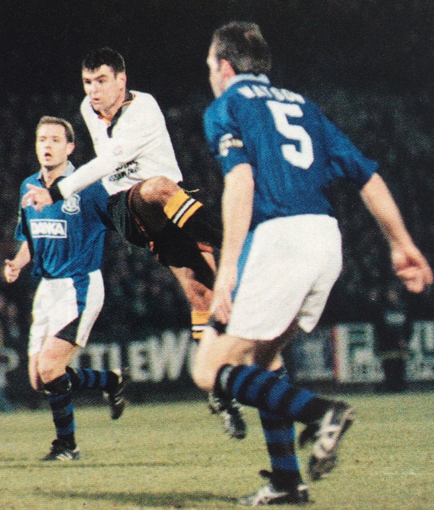 pvfcprogs's tweet photo. #OnThisDay 14/2/96 Ian Bogie hammers #portvale in front during 2-1 win at home v #Everton #FACup4 R #pvfc #EFC https://t.co/EuRFmXO3Tp