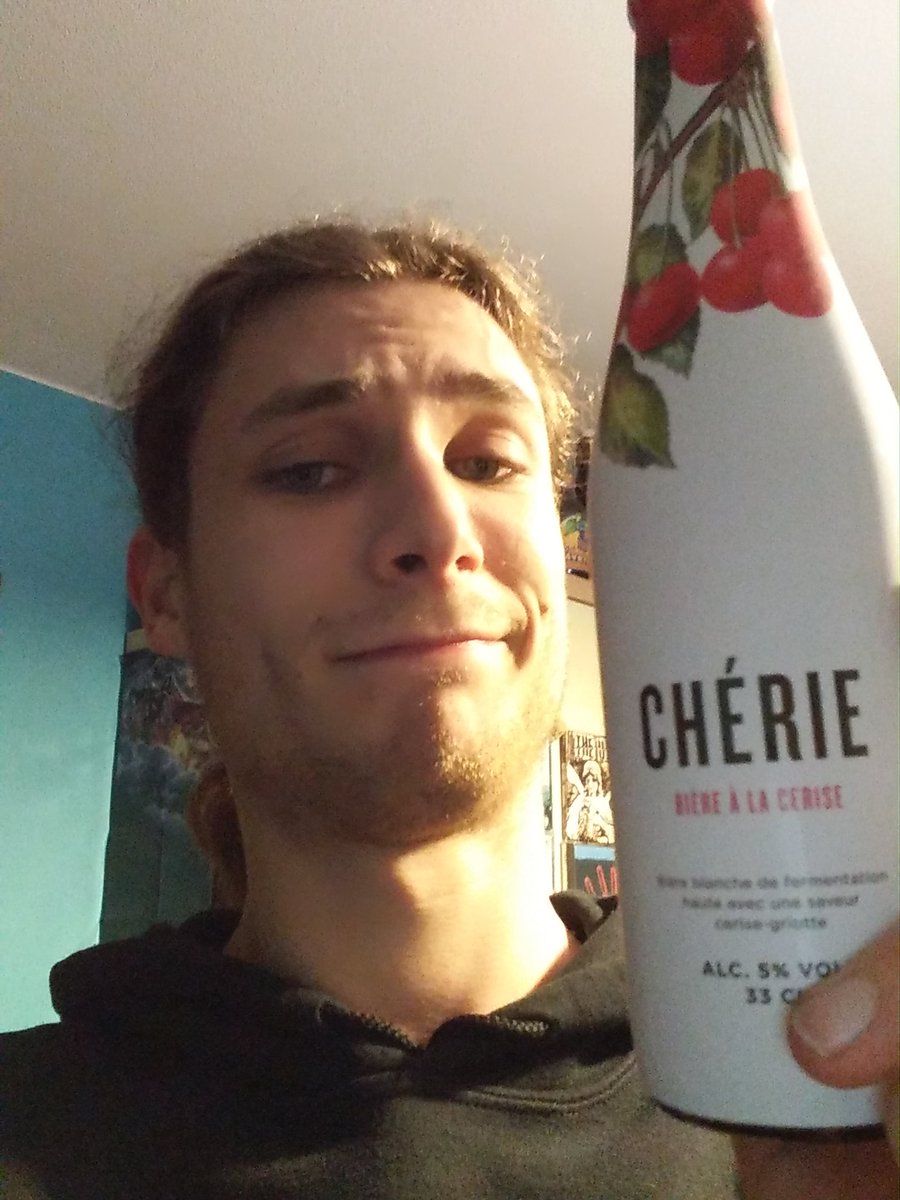 NicoHdbg's tweet photo. Après trois jours de salon de la bière, il est temps de retrouver ma chérie pour la St Valentin ! https://t.co/96kCzGmnoH