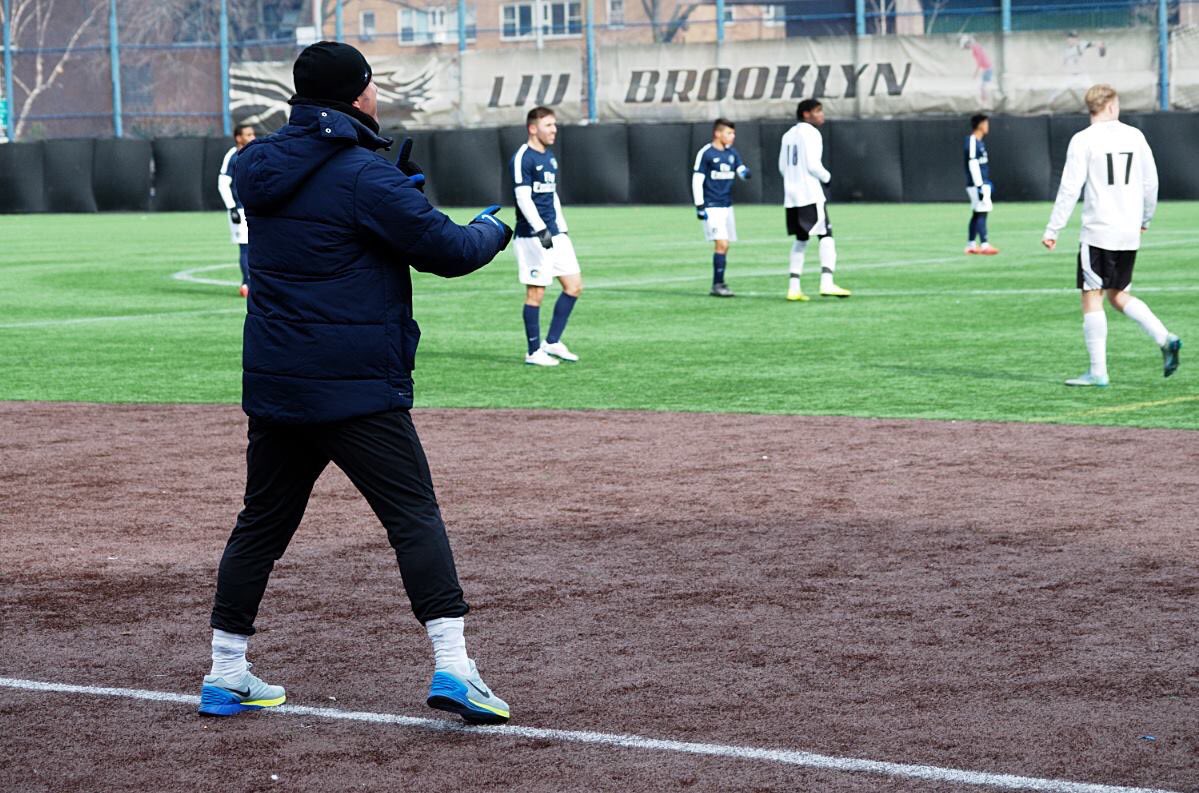 stevehamlin19's tweet photo. Good to see the @NYCosmos staff back in live action... My man @alecko11 was freezing though 😂😂 #UTGAW https://t.co/RJcfEswEHf