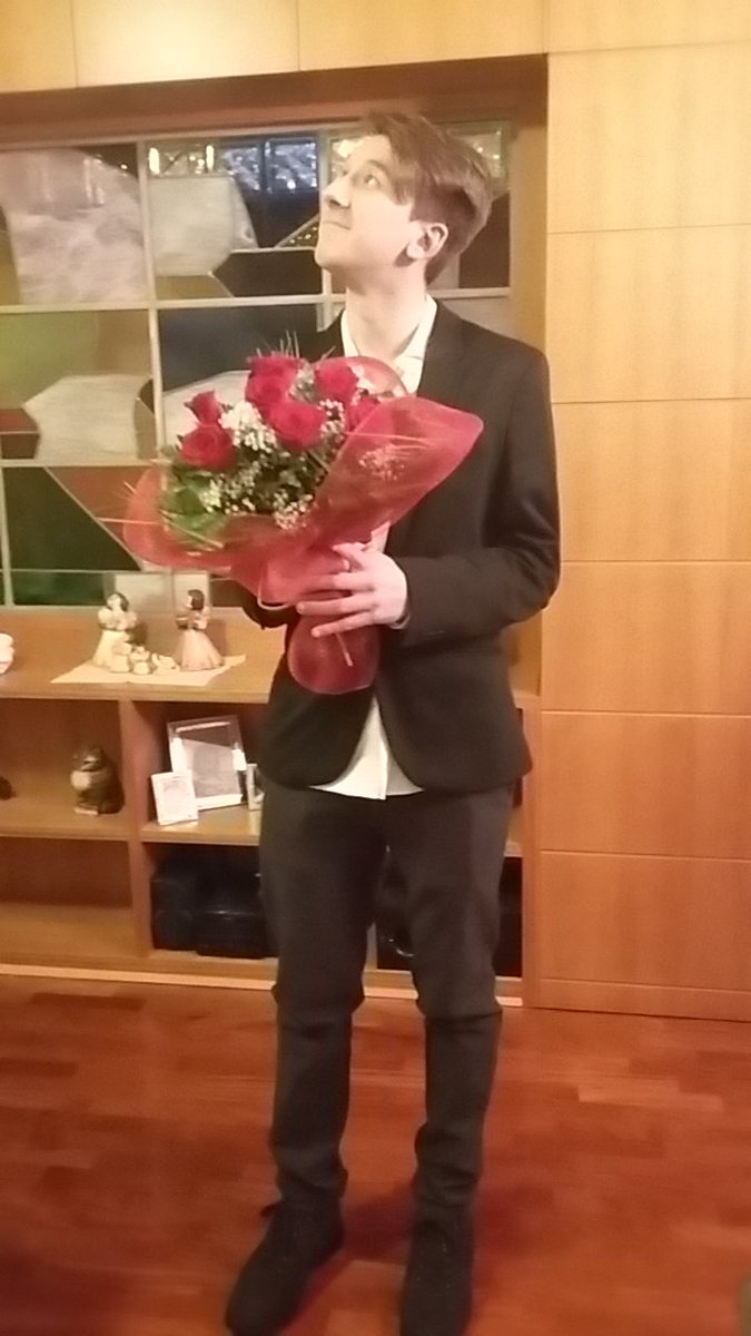 Anna__Blake's tweet photo. #MonChevalier ❤ #Valentines https://t.co/3LQWcIu8QR