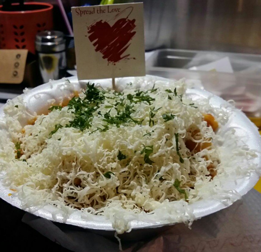 Spreading the love with a bowl of Pasta!  #Valentines #lovesosweet #foodie #Pasta #foodtrucks #TrailTime #cheese