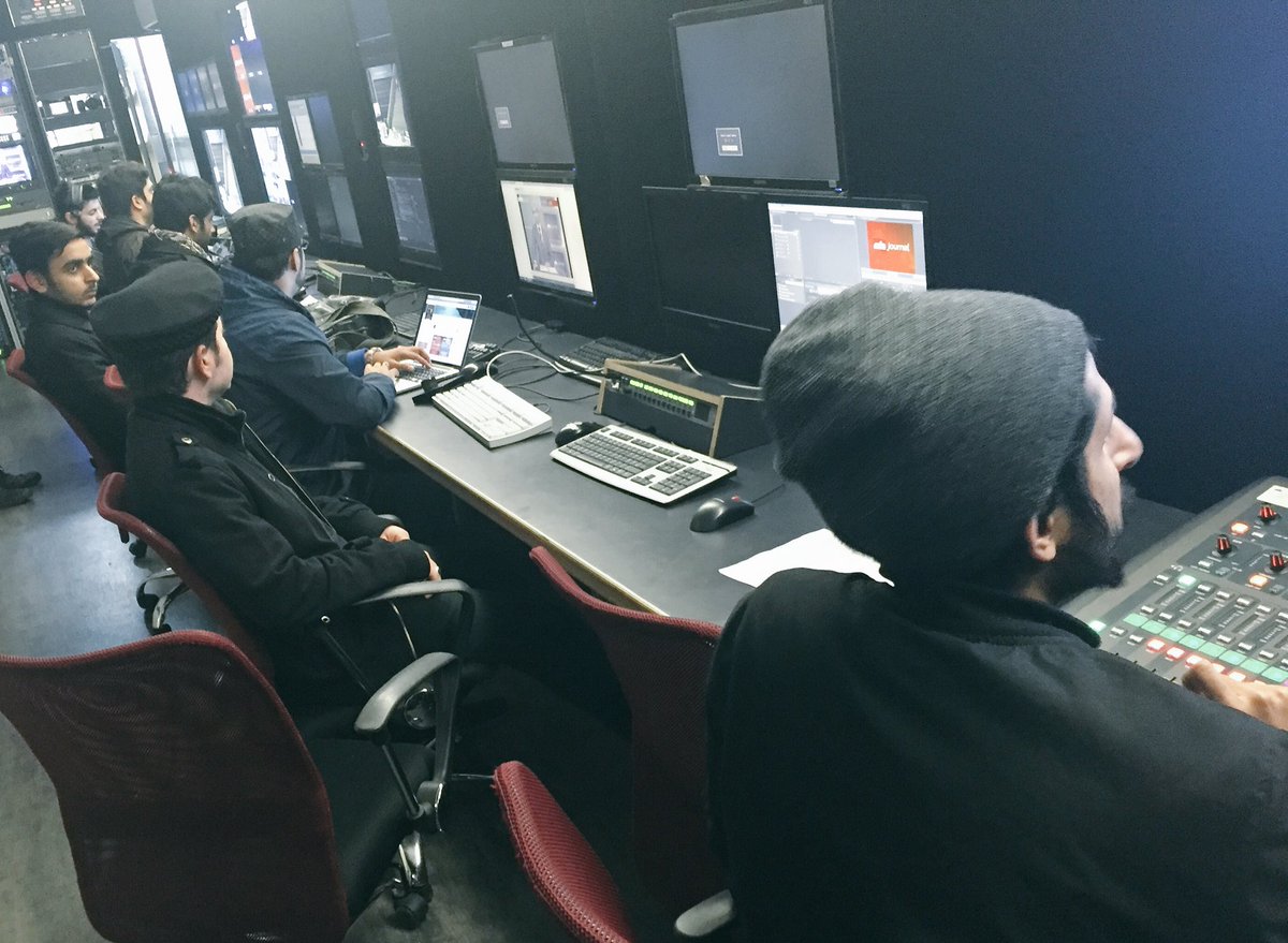 NomiTV's tweet image. Tune in to @mtatvdeGlobal at 8p.m for #mtajournal at #Webstream mta-tv.de or #mtaApp - #Khalifofislam @AhmadiyyaDE