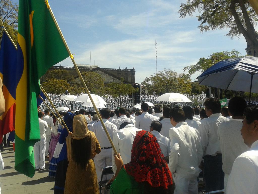 abdilu_chavez's tweet photo. Gran dia
Aremos historia
#SoyLuzdelMundo
#LdmBautismos https://t.co/juCSHmJSsM
