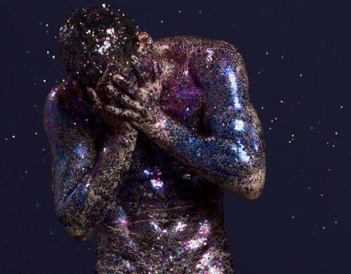 maradyeries's tweet photo. @cassieclare glitter in way too many places #Malec https://t.co/mhjIm4Ifk3