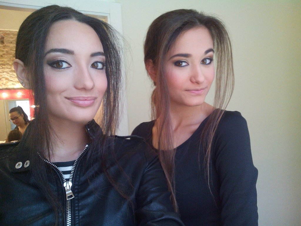 Maria_loveyou16's tweet photo. Que sigan pasando los años, pero siempre contigo.#Backstage #21aniversario #MonroeModels #MyGirl #Forever #bellaflor https://t.co/yhlAf06jcE