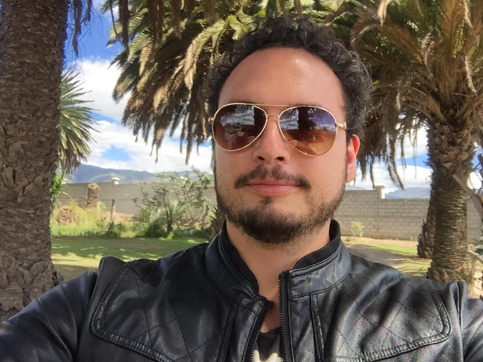 faustominoz's tweet photo. Gracias #Guayaquil #SanCristobal #LaLibertad. Ya estoy en casa #Quito y mañana pa #Riobamba 👊🏻 https://t.co/GD3SJTOkMQ