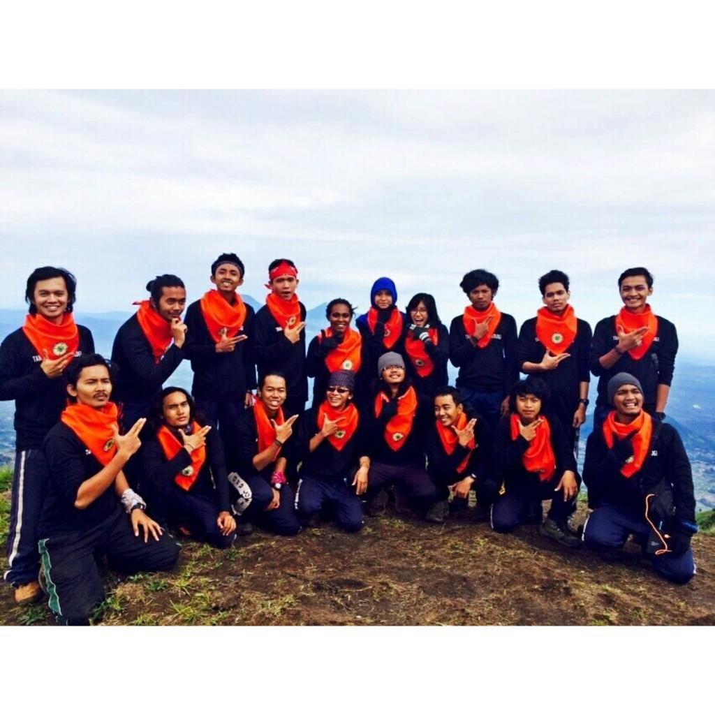 mapeagi's tweet photo. Selamat telah menaiki tangga brikutnya, Menjadi Anggota Muda Mapeagi :) Smngat smpai tangga terakhir!
Salam Lestari https://t.co/0YEazSBauE