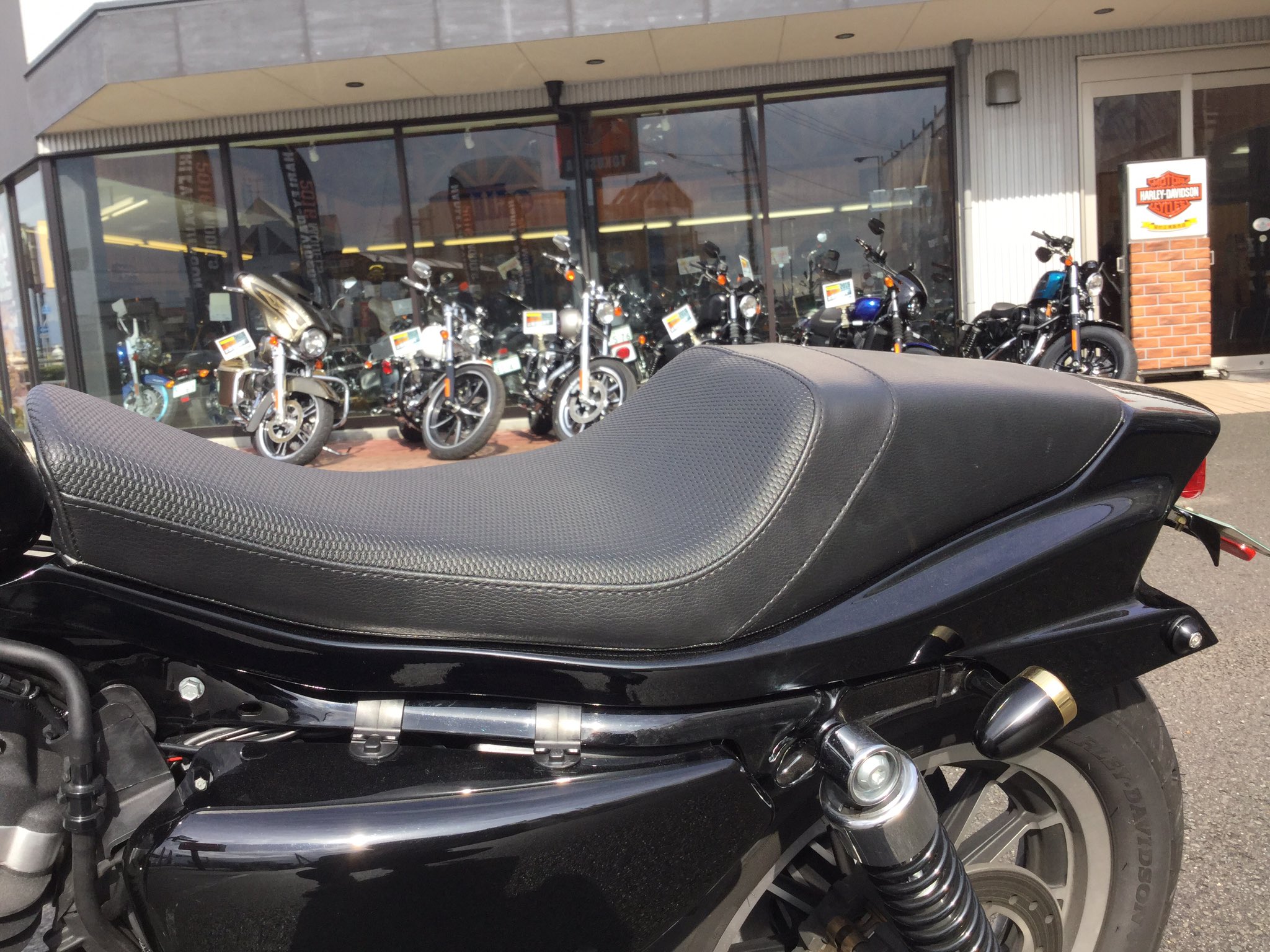 稀少 HARLEY ハーレー ダートラシート ダートラ スクリーミンイーグル ...