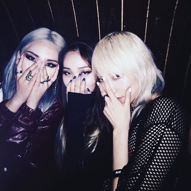 CL2NE1INDO's tweet image. [IG] 160215 🎀
🔸CL, Harin &amp;amp; Soojoo © soojmooj
🔸CL &amp;amp; Soojoo © maho_lita
🔸CL &amp;amp; Alexander Wang © 1oaknyc