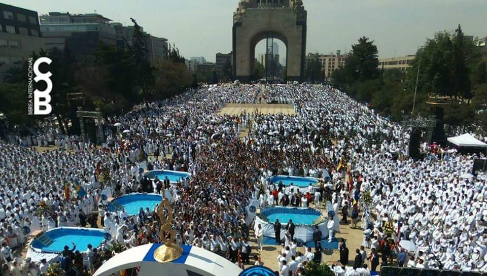 delossantosisr1's tweet photo. Plaza de la Revolucion 
#LdmBaustismos #SoyLuzdelMundo https://t.co/pkboGzgL8E