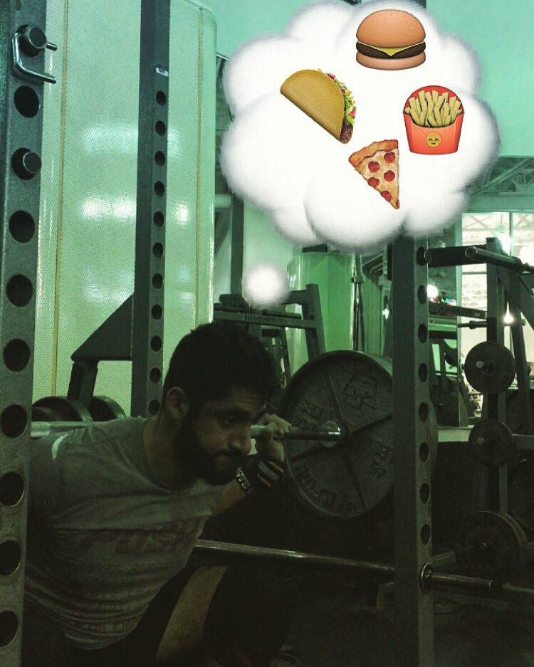 BigHabib1's tweet photo. Even Mid squat I'm always thinking of food.. #soofat https://t.co/br1ntDv1bt