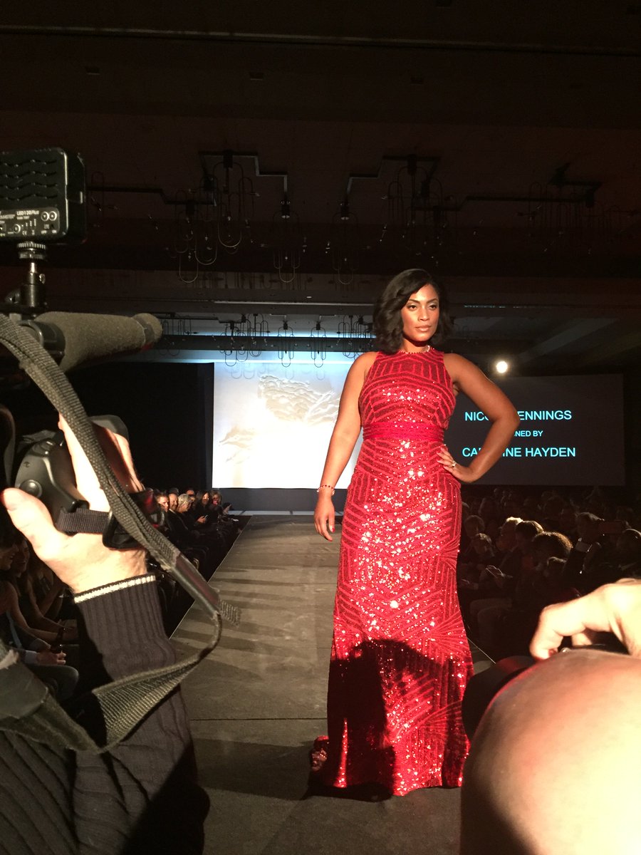 RedDressMN's tweet photo. You're on 🔥 🔥 🔥 @NicoleLJennings! Gown by @CarolineSHayden. #GoRedMN https://t.co/4NrmFbEfpV