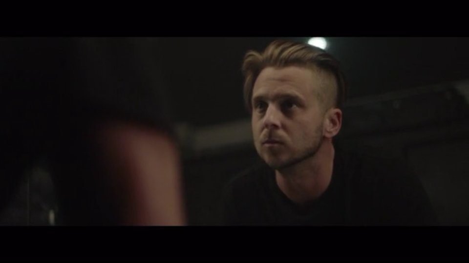 onerebecca21's tweet photo. I'M DYING😍😍😱 Ryan's hair!😍 https://t.co/Hf4aNN8iTB