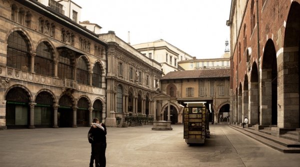 wireditalia's tweet photo. Milano è la città più romantica d’Italia https://t.co/L404vrdjDJ https://t.co/mit4BWquBM