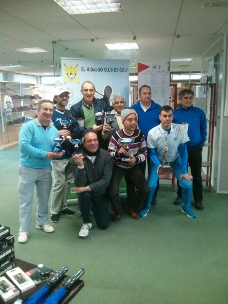 <a href="/ElHidalgoGolf/">El Hidalgo Club Golf</a> hemos demostrado que #locos x el golf se queda corto. Vendaval+granizo: torneo  en GolfCiudadReal