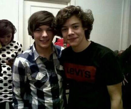 lockscreenedxts's tweet image. Free larry stylinson layout👬
Rt if you save/use
fav if you like it
 
#AIMHTo2Millions #BeLarryBeBrave 

danya➳