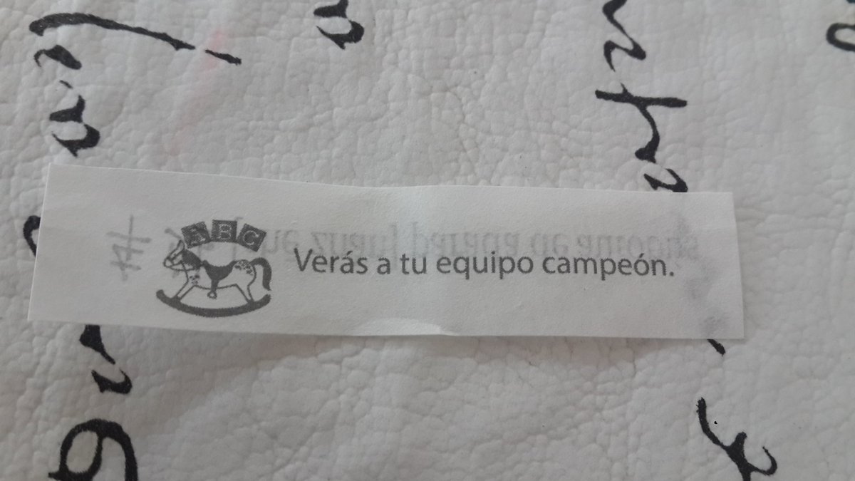 natachacaravia's tweet photo. ¿Qué equipo? #ScriptTeam #FortuneCookie https://t.co/S4WiN1bShJ