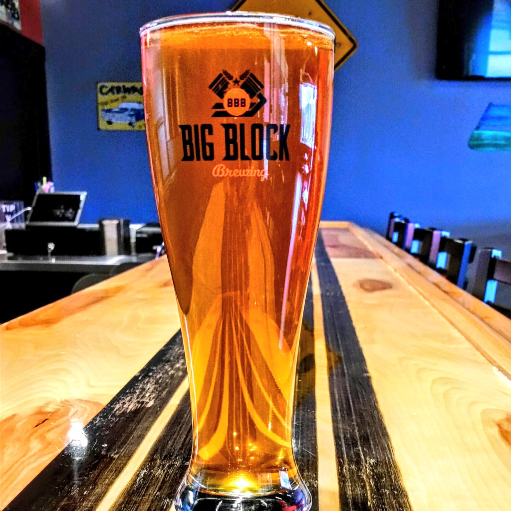 BigBlockBrewery's tweet photo. Sharing the love with beer. Come get some love! https://t.co/OkDU0qBOwl