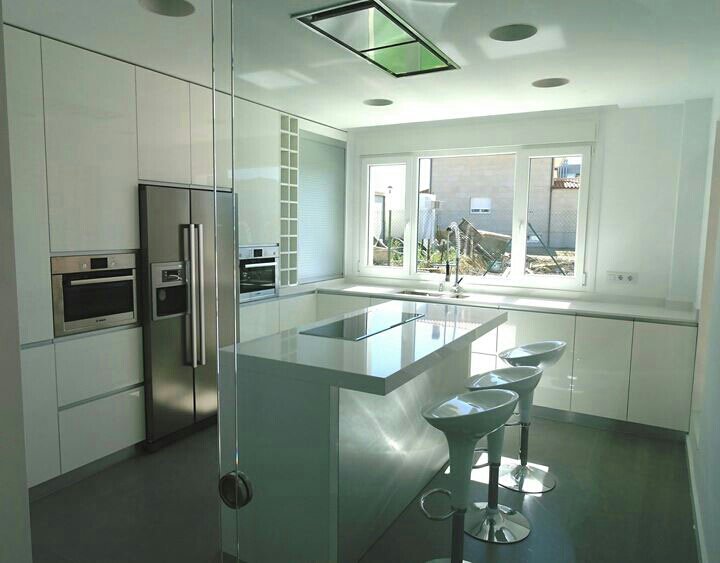 ALTZARI EBANISTERÍA tweet media