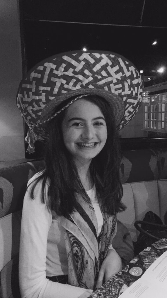 harryfoster13's tweet photo. @em_hancock19 Happy Valentine's Day Em I love you lots❤️ https://t.co/VpPEN4GSa3