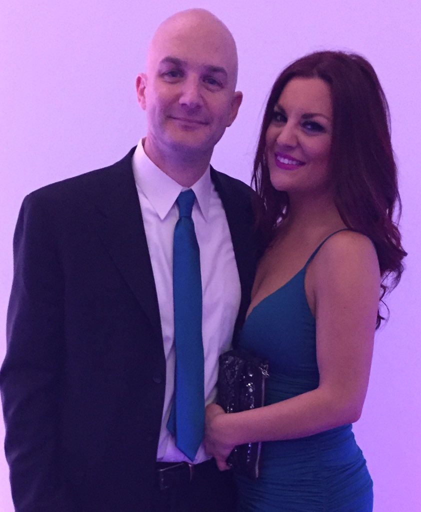 ashlye1210's tweet photo. Valentines Wedding❤️ https://t.co/c41hQ1xAl5