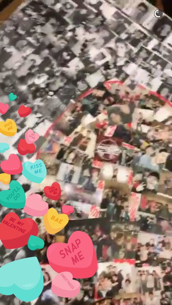 anythingevans's tweet photo. Guys I was on TAYLORS SNAPCHAT STORY😭😭😭😫😫😫 @taylorcaniff https://t.co/3xC4pA5IZB