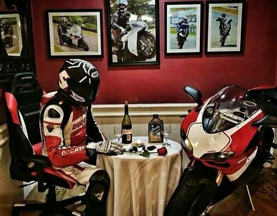 #Valentines #Ducati #HowToBeSingle lol #ValentinesDay