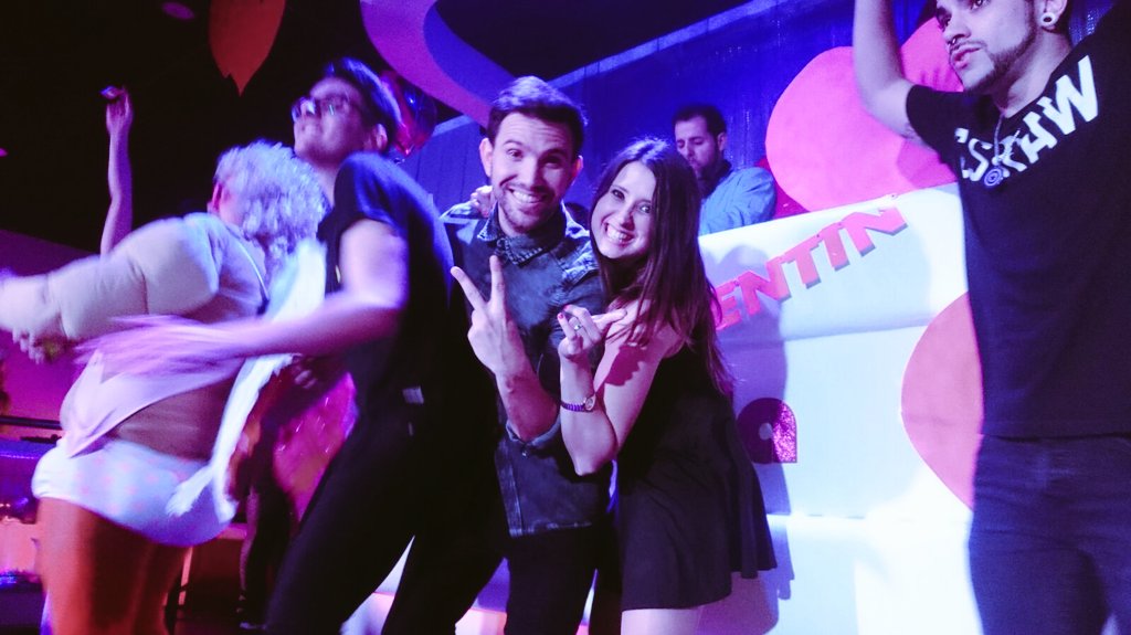 suflier's tweet photo. Gran noche en el Xandala con @OficialDaniJ y @OmarOficial__  sois uns cracks! https://t.co/NmknxIWFAm