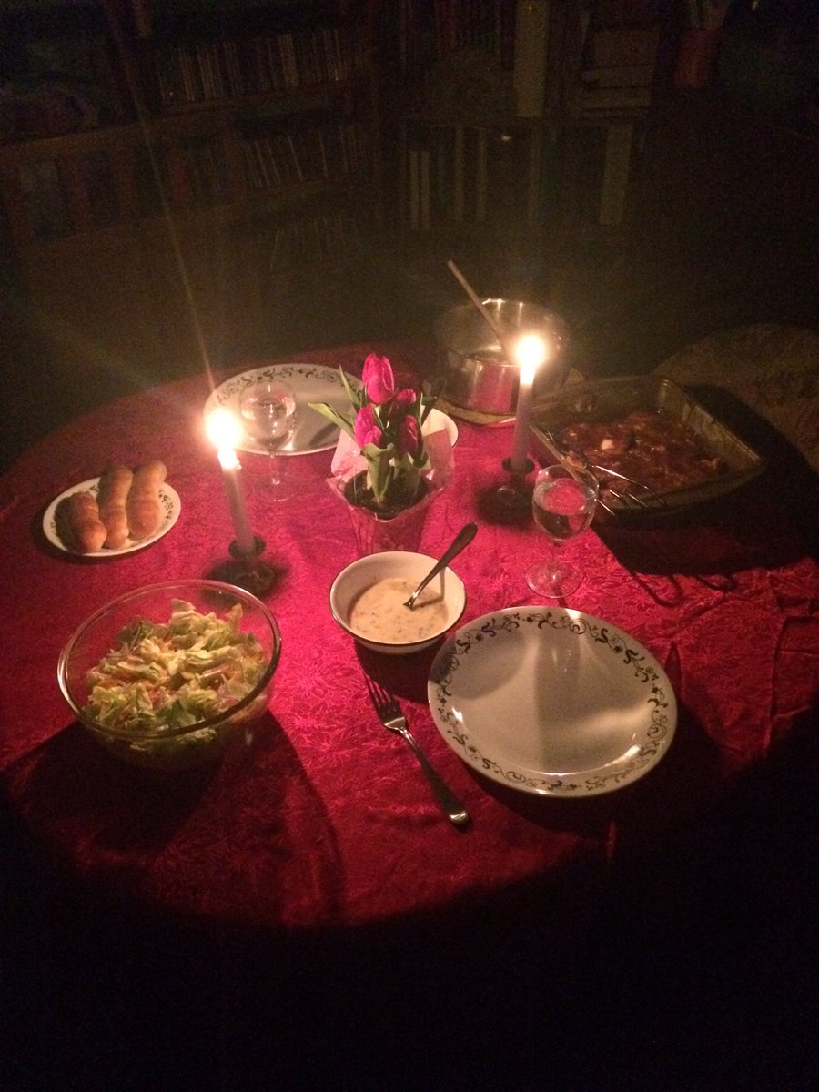 juniorwoolf16's tweet photo. Wonderful Valentine's Day dinner with the love of my life!!❤️❤️ https://t.co/EYv9rMfmcT
