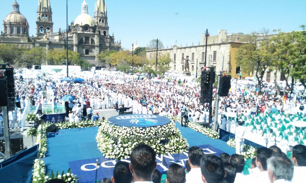AguileraZabdi's tweet photo. Somos Testigos de la Gloria de Cristo, Poder Divino del Cielo Descendio! #LdmBautismos #SoyLuzdelMundo https://t.co/wMrfbD89wI
