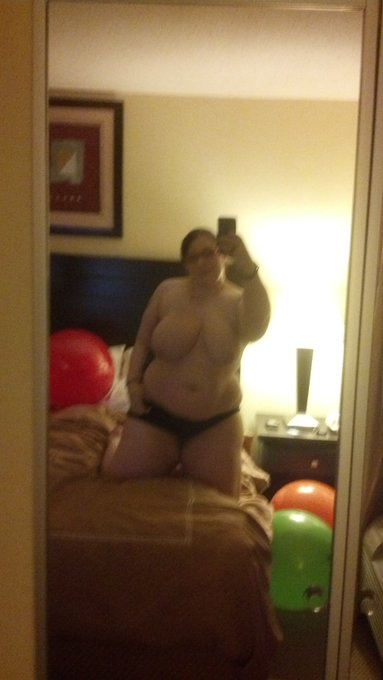 All the balloons! Who wants to play? by @ToxicSirenBBW - https://t.co/zjcUm8bKXv @manyvids https://t<a class="tags" target="_blank" title="On Twitter" href="/?out=eyJ0eXAiOiJKV1QiLCJhbGciOiJIUzUxMiJ9.eyJpYXQiOjE3MjU2NzUzNzEsImlzcyI6InR3cG9ybnN0YXJzLmNvbSIsIm5iZiI6MTcyNTY3NTM3MSwiZXhwIjoxNzU3MjExMzcxLCJyZWRpcmVjdF91cmwiOiJodHRwczovL3R3aXR0ZXIuY29tL1RveGljU2lyZW5CQlcifQ.xKXKh9c4ZZJBIYrrq5dgit9K5E9s19LdPc0_OHWim7Big7TaAPGdZCBBBBkuuqNcXF4epJMZXOiecAUTKXrcbA">@ToxicSirenBBW</a><a href="/tag/newprofilepic"class="tags"><span>#newprofilepic</span></a>