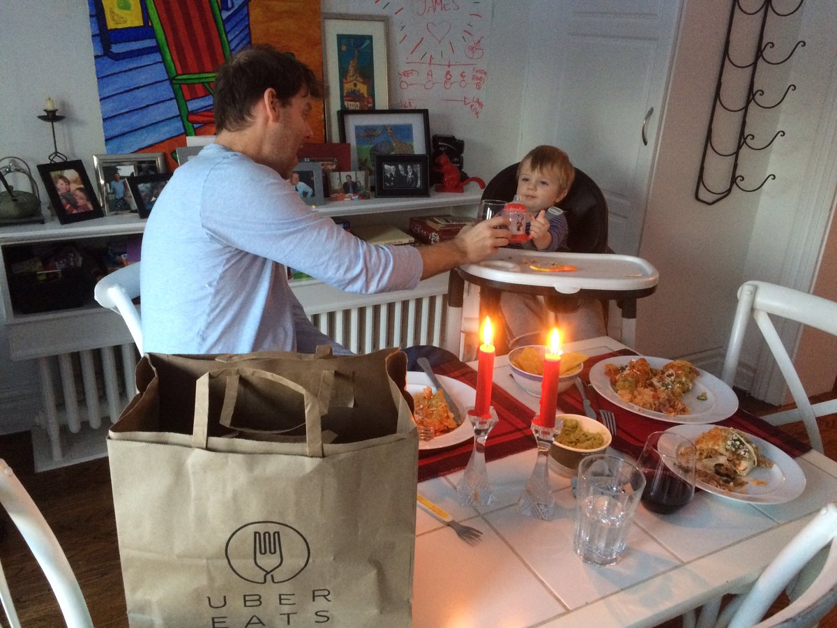 Best Valentine's yet thanks to <a href="/UberEATS/">Uber Eats</a> and <a href="/playacabana/">Playa Cabana</a> cantina. Goes well with Zinfandel or milk. #Valentines